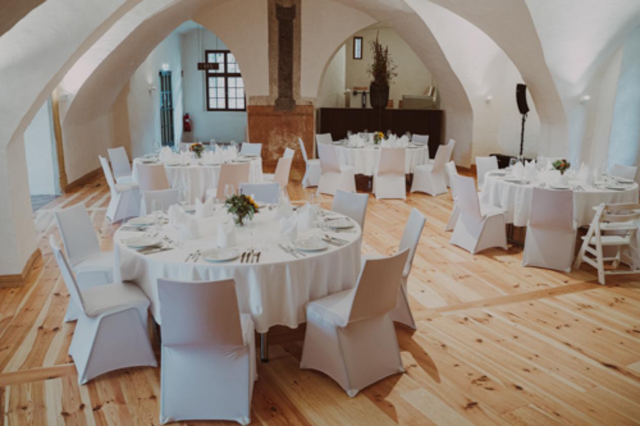 Hochzeitstafel im Burghotel Schlaining