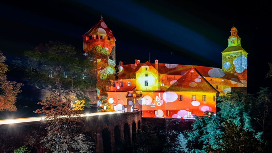 Friedensburg am Abend - mit Beleuchtung 100 Jahre