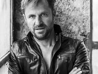 Philipp Hochmair im Portrait